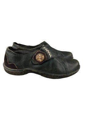 Groundhog Women's Size 6 Genevieve Grey Brown Leather Distressed Boho Clogs